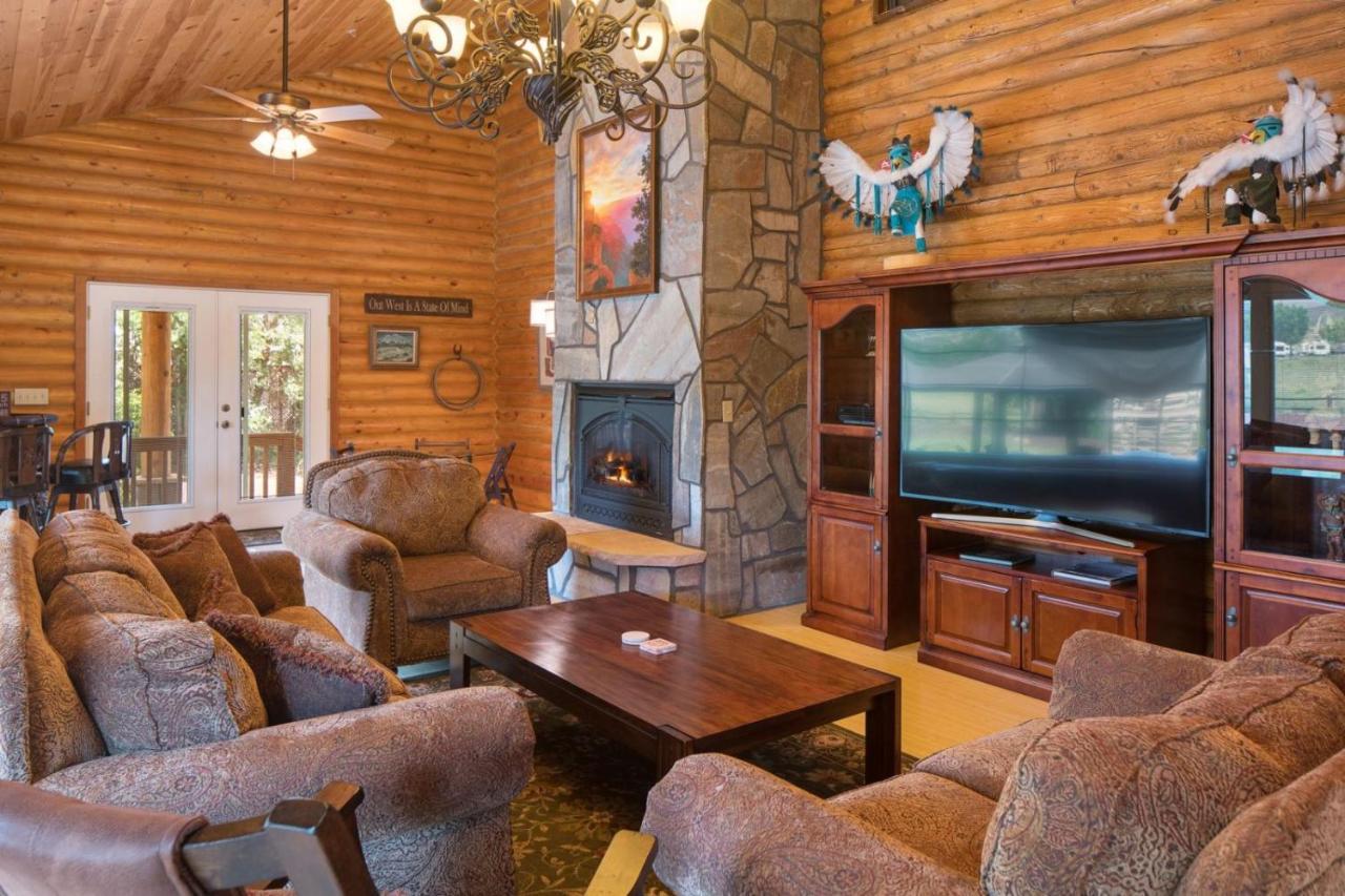 Quarter Horse Inn & Lodge Williams Exterior photo
